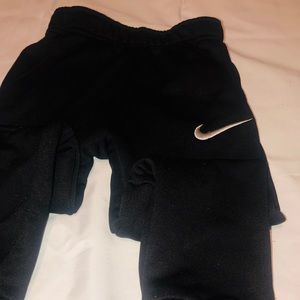 Boys Nike dri- fit jogger